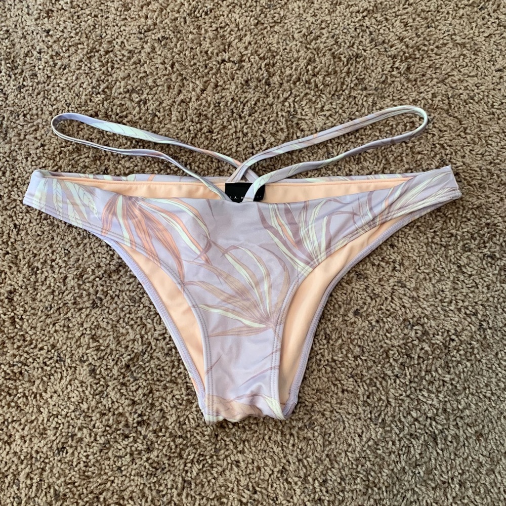NWOT L.A. Hearts Tropical Bikini Bottoms